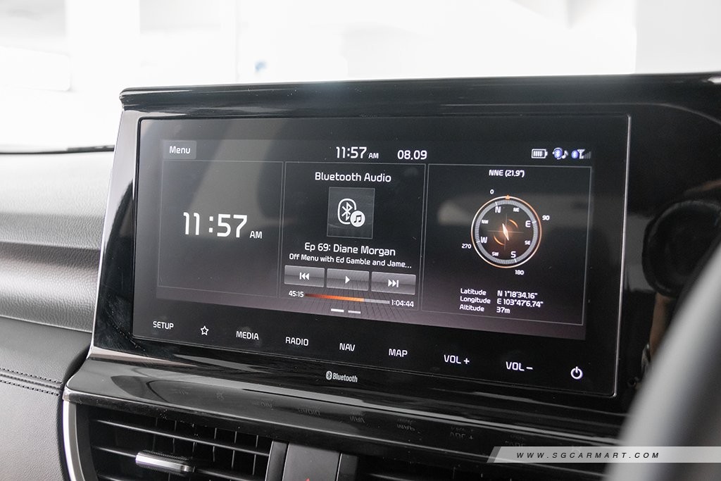 10.25-inch infotainment system